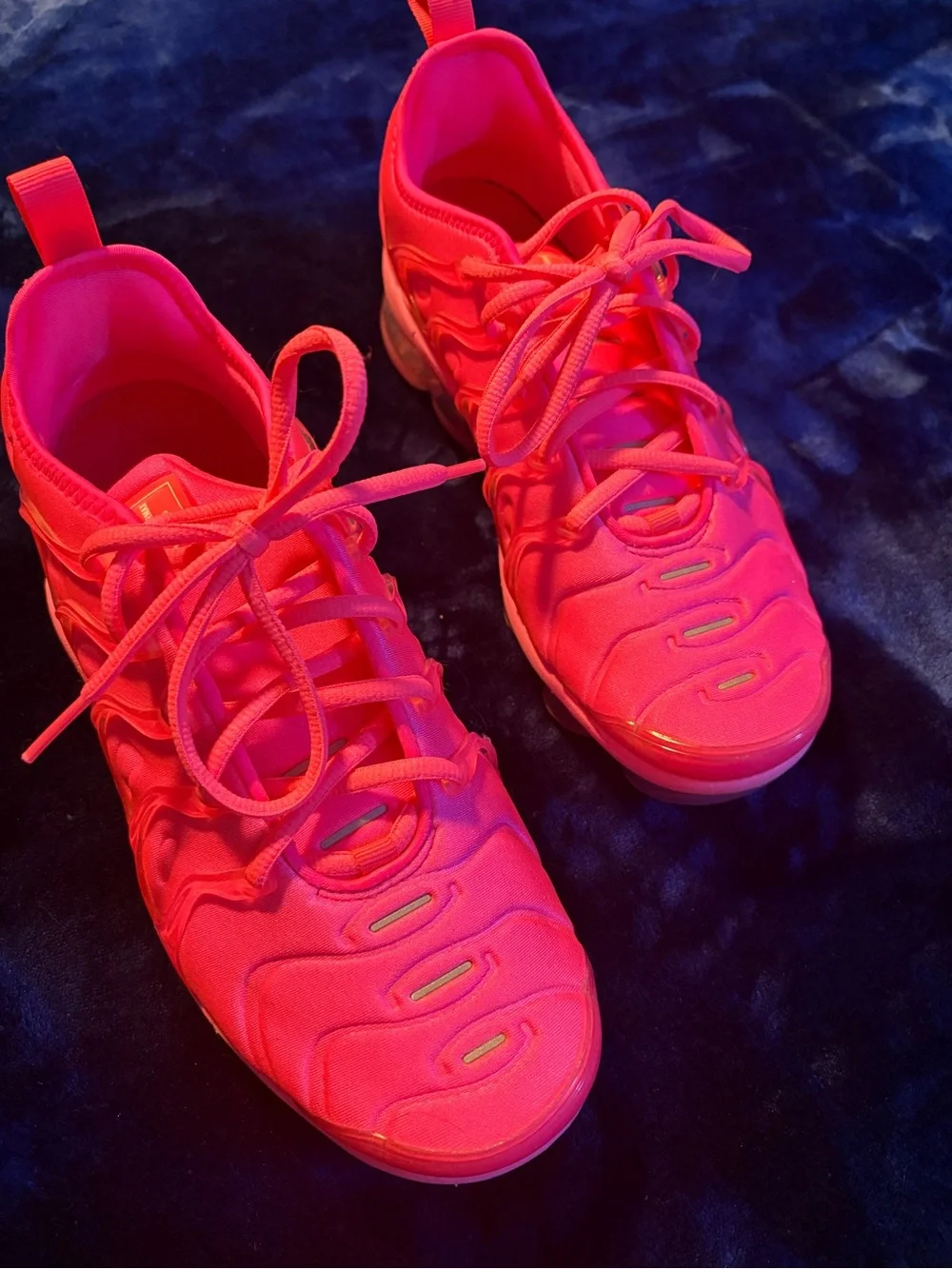Nike bold neon